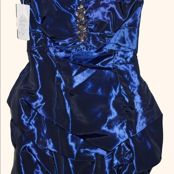 Blue Formal Dress - Picture 4 of 6